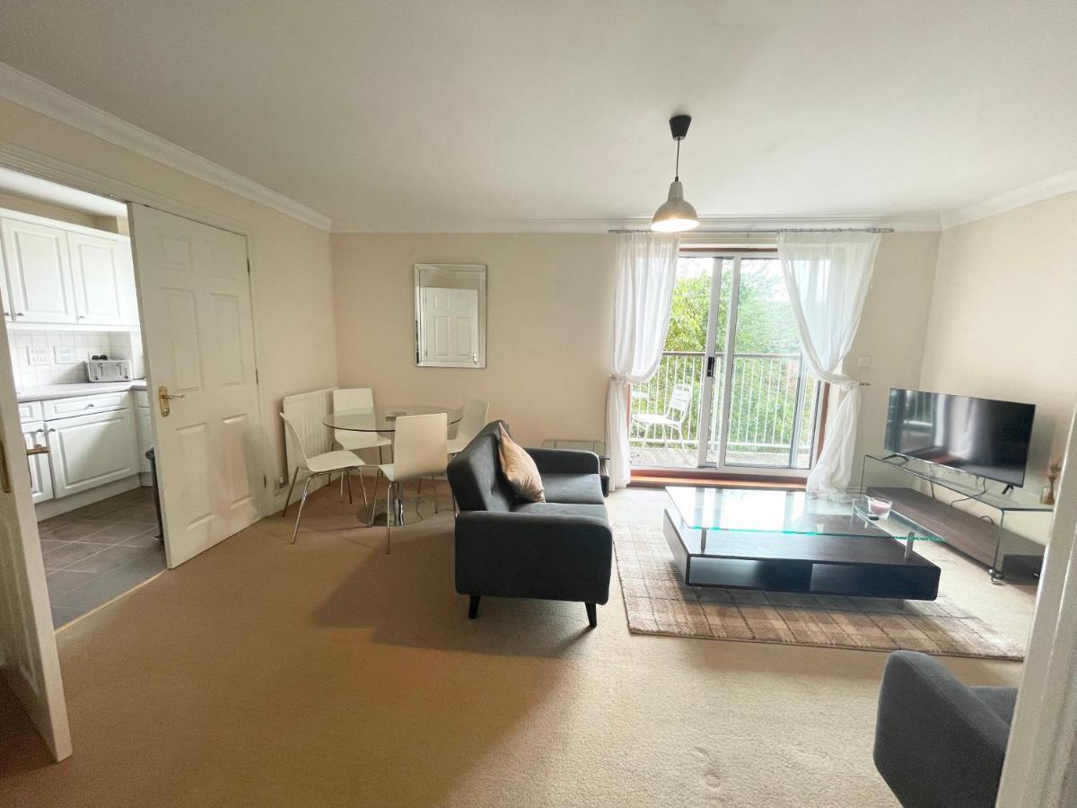 Best Price - Amazing 2 Bed 2 Bath - 4 Singles Or Super King Beds, 10 Min Walk To City Centre, 5 Minute Walk To Mayflower Theatre, Smart Tv, Ensuite, Balcony, Free Parking Southampton Luaran gambar
