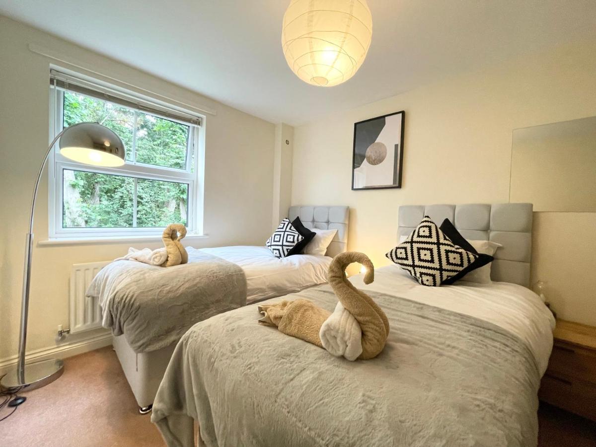 Best Price - Amazing 2 Bed 2 Bath - 4 Singles Or Super King Beds, 10 Min Walk To City Centre, 5 Minute Walk To Mayflower Theatre, Smart Tv, Ensuite, Balcony, Free Parking Southampton Luaran gambar