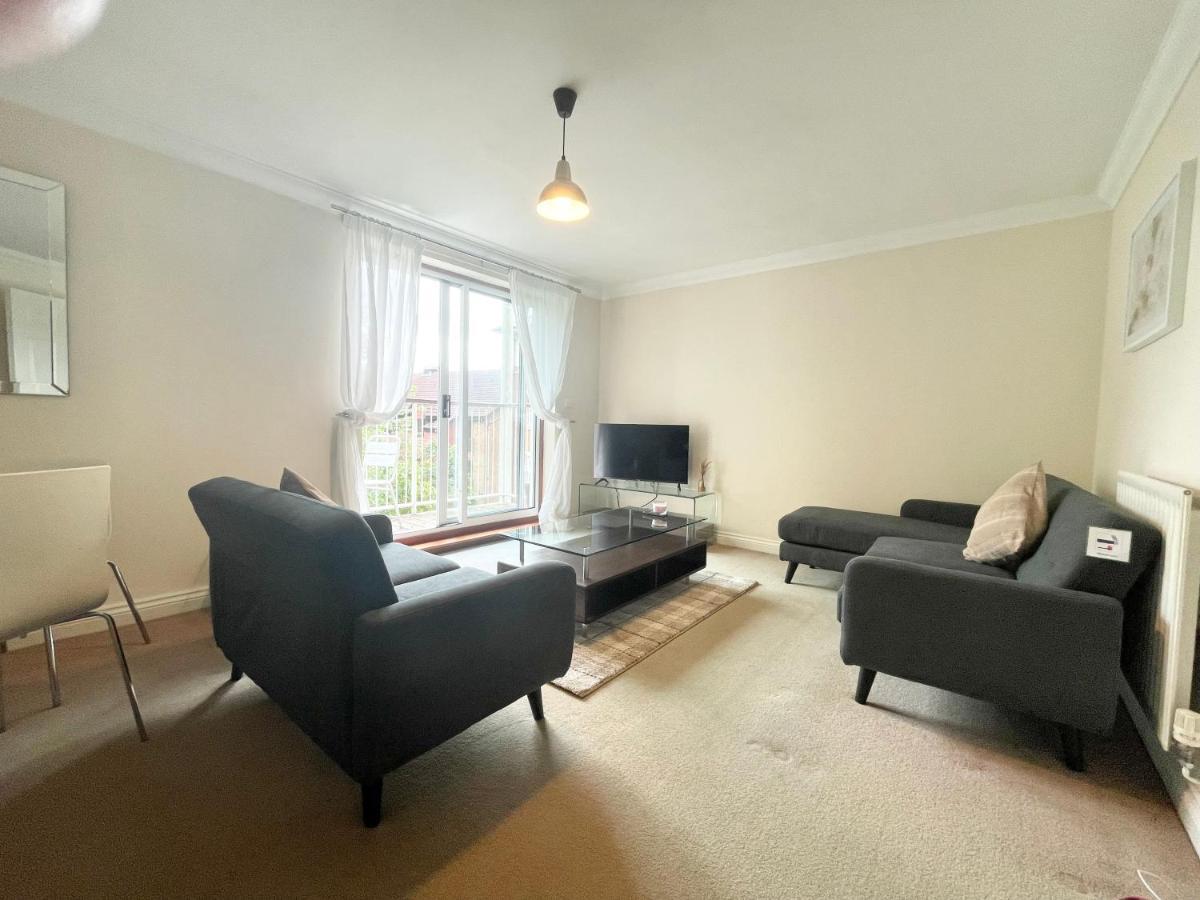 Best Price - Amazing 2 Bed 2 Bath - 4 Singles Or Super King Beds, 10 Min Walk To City Centre, 5 Minute Walk To Mayflower Theatre, Smart Tv, Ensuite, Balcony, Free Parking Southampton Luaran gambar